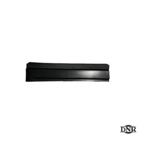 L8 L9 Front door lower trim panel L