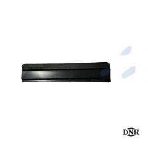 L9 Rear door lower trim panel R