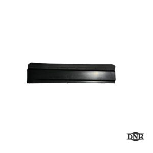 L7 Front door lower trim panel L
